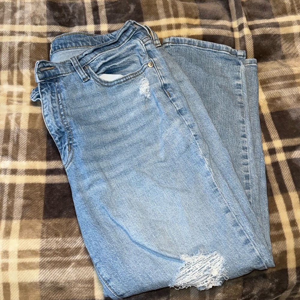 Universal Threads mom jeans